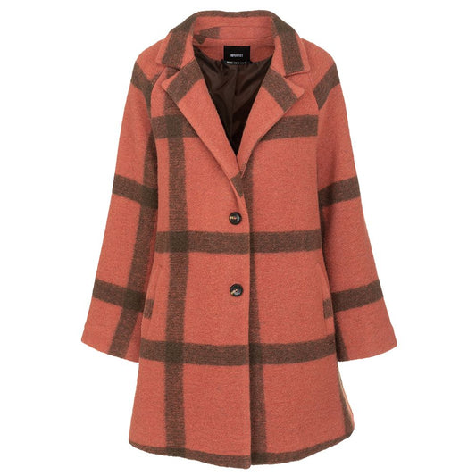 Giacche di lana rosa imperfetta e cappotto