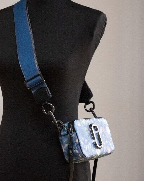Marc Jacobs der Snapshot -Beutel Aquarellblau -Leder -Umhängetasche Geldbörse