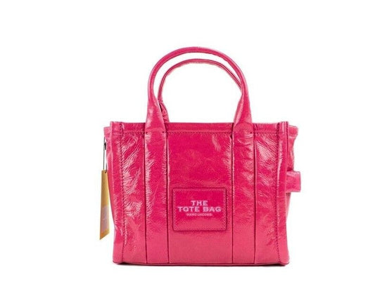 Marc Jacobs die glänzende Crinkle Mini -Tasche Magenta Leder Crossbody Handtasche Handtasche