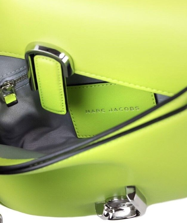 Marc Jacobs der J marc Green Glow Glühen glatte Leder -Schulter -Crossbody -Handtasche