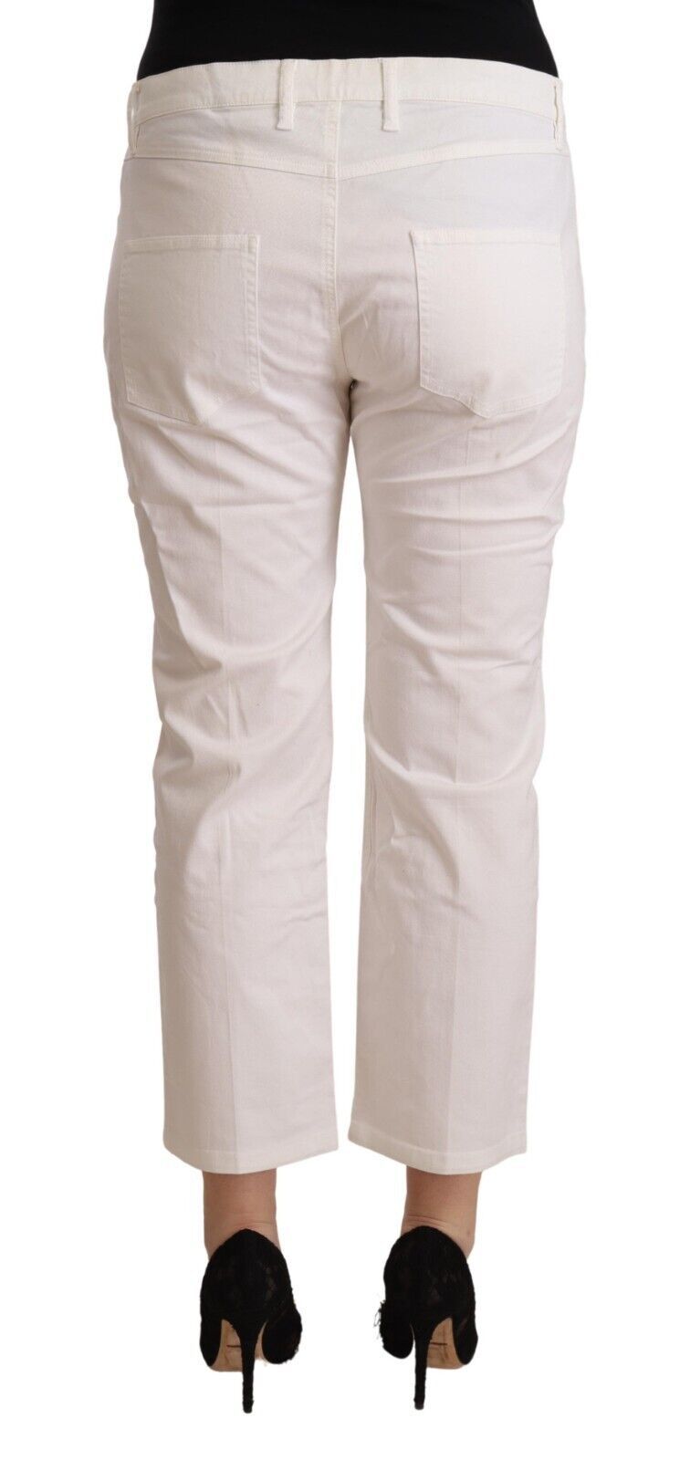 L'Auto ha scelto jeans in denim corto a metà vita di cotone bianco